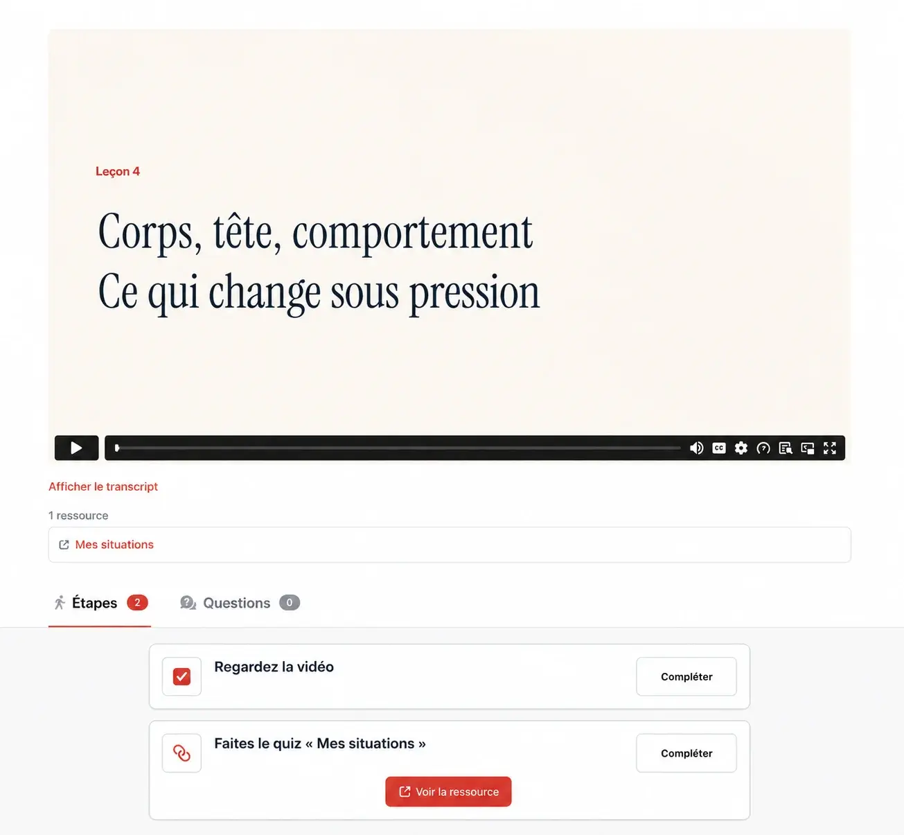 Aperçu illustratif d’une leçon dans SchoolMaker, avec sa vidéo et ses ressources.